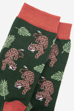 Load image into Gallery viewer, Sock Talk Men’s Prowling Cheetah Bamboo Socks
