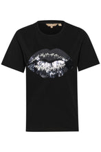 Load image into Gallery viewer, Culture Fora Sequin Lip T-Shirt
