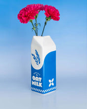 Load image into Gallery viewer, BAN.DO Oat Milk Vase
