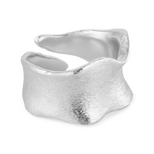 Load image into Gallery viewer, Pure By Nat Chunky Ring - Gold/Silver
