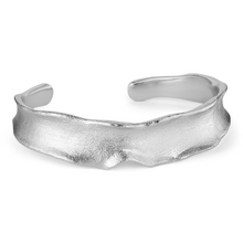 Load image into Gallery viewer, Pure by Nat Chunky Molten Bangle - Silver / Gold
